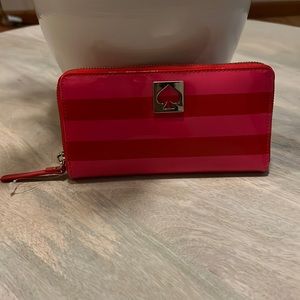 Kate Spade pink/red stripe wallet NWOT